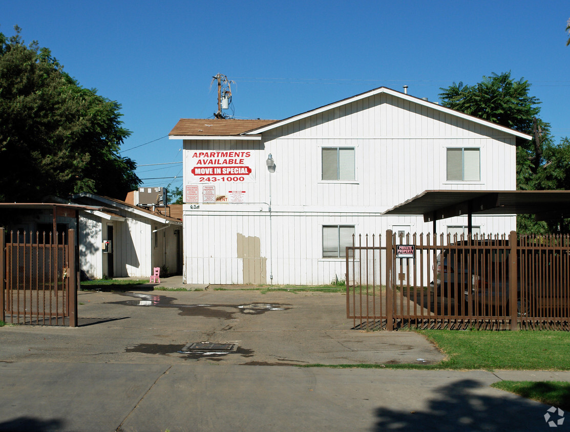 Building Photo - 628 S Sierra Vista Ave