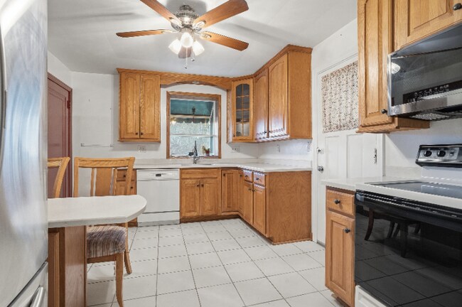 Foto del edificio - 350 Broadway Dr