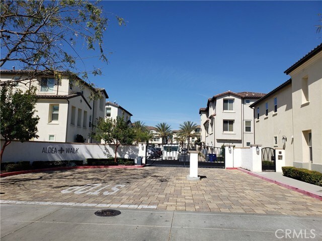 Building Photo - 7032 Estrella St