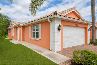 Building Photo - 12040 SW Elsinore Dr
