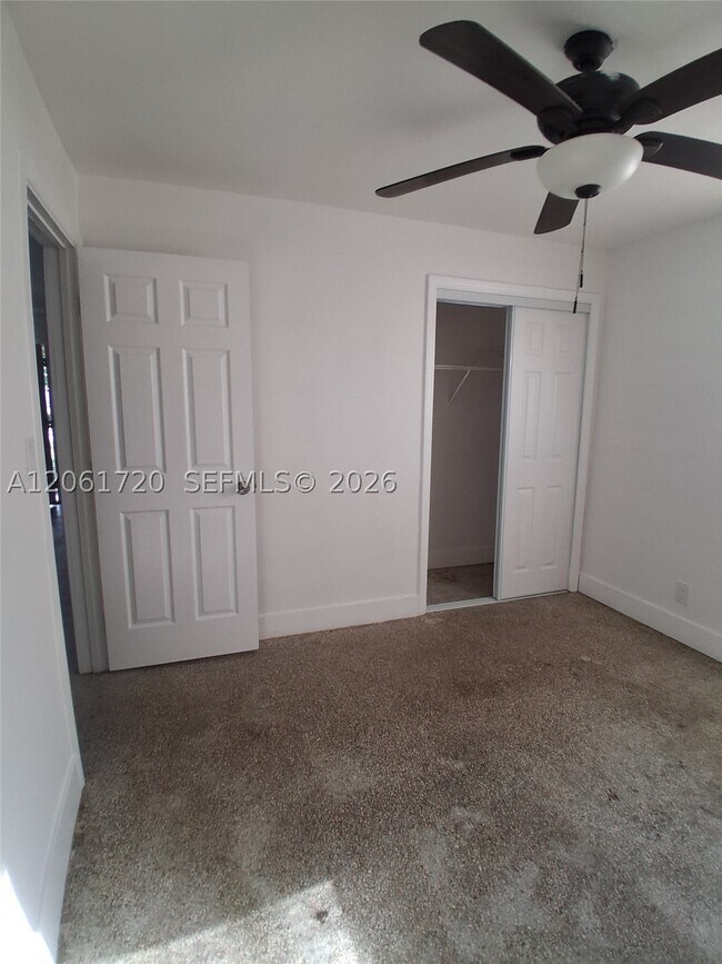 Foto del edificio - 3730 NW 4th Pl