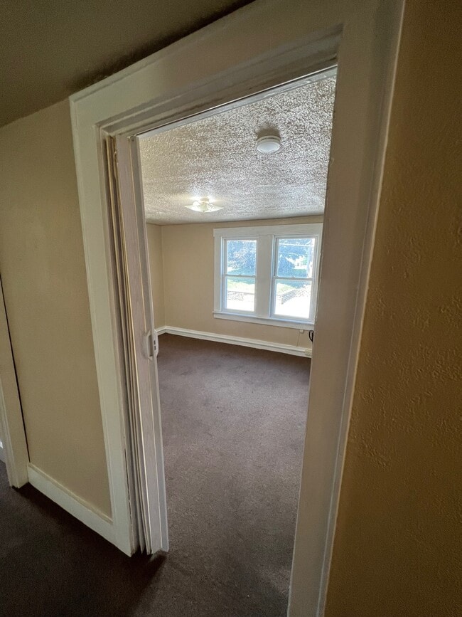 Building Photo - 143 Washington St