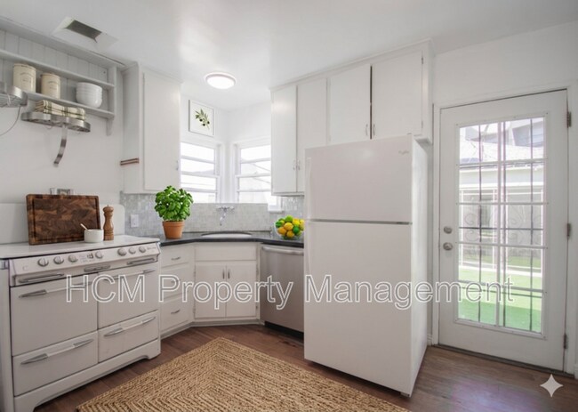 Foto del edificio - 1781 1/2 Washington Way Unit