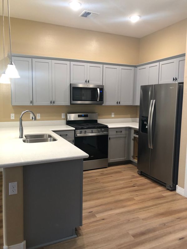 Foto del edificio - 5593 N Brinson Ln