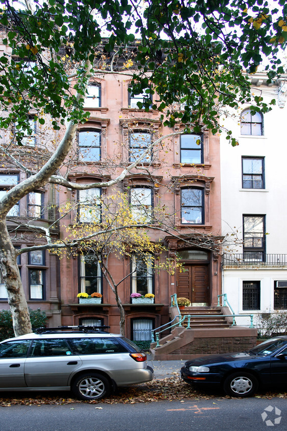 Building Photo - 104 Pierrepont St