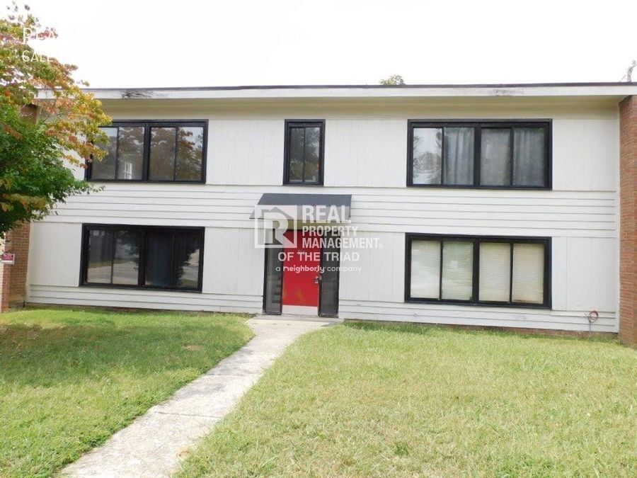 Foto principal - 518 S. Mendenhall-D