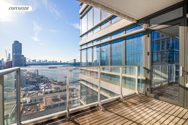 Building Photo - 2 Northside Piers