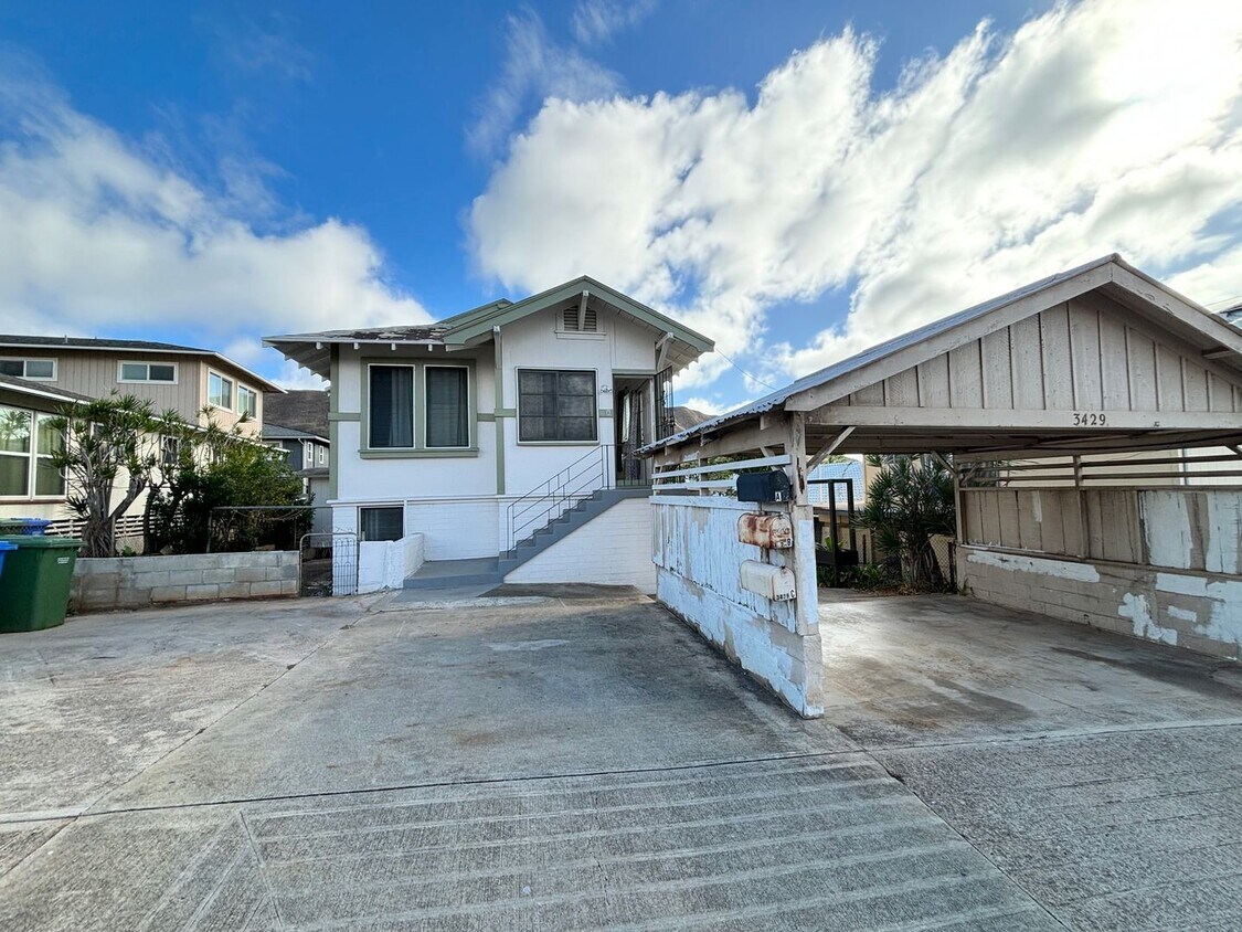 3429 Wela St Unit A, Honolulu, HI 96815 Room for Rent in Honolulu, HI