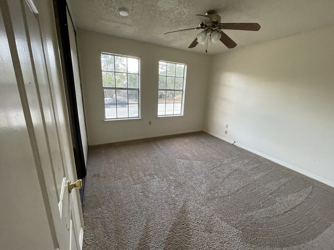 Dormitorio 1 - 3310 Oneal Ln