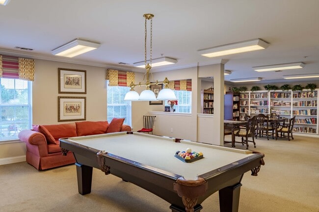Games and Billiards Room - Park Place Senior
