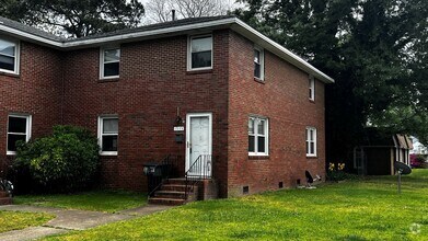 Building Photo - 1001-1005 Rodman Ave