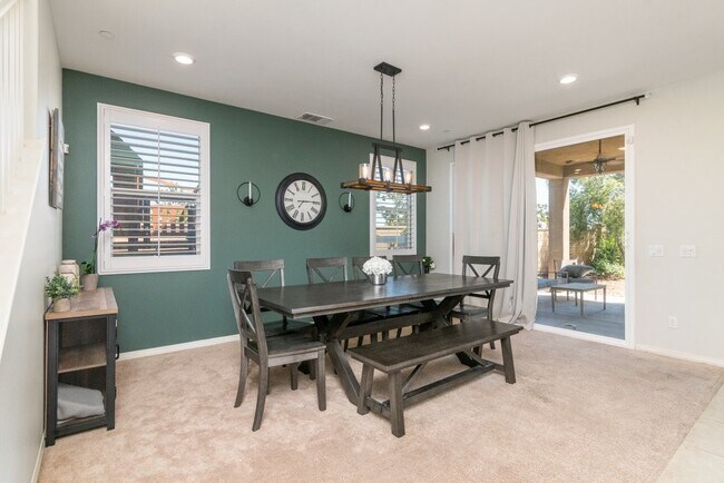 Building Photo - 31877 Wild Ginger Pl
