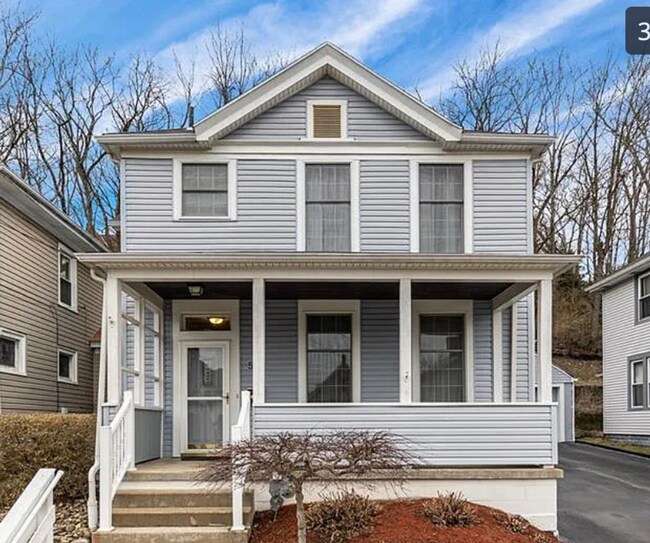Building Photo - 3 bed 1 bath- New Brighton