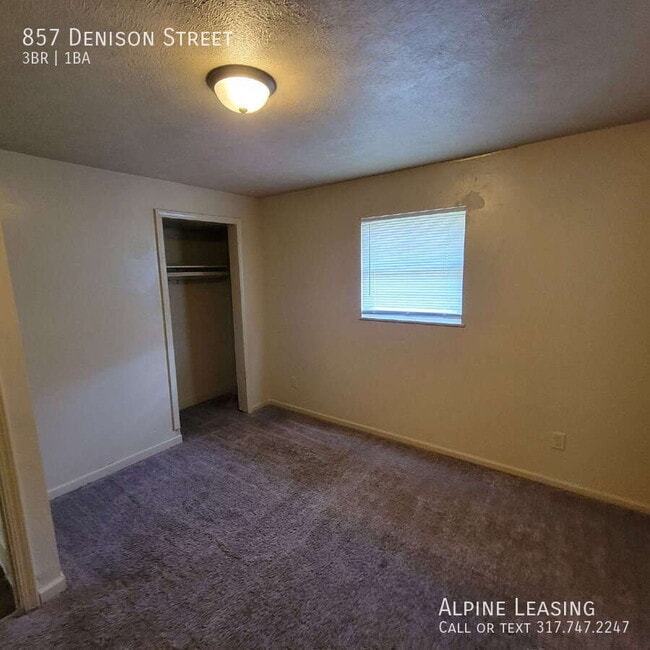 Building Photo - 857 Denison St
