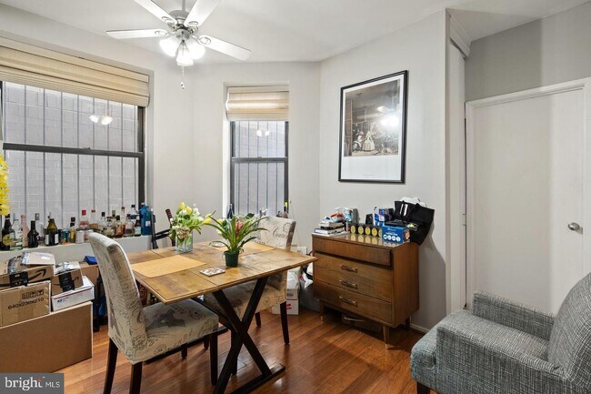 Building Photo - 1844 Columbia Rd NW