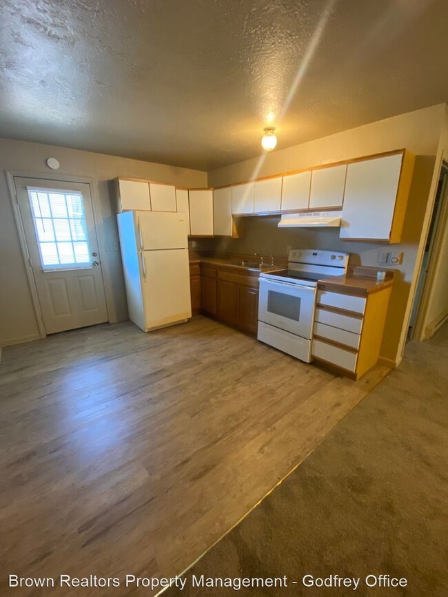 Building Photo - 2 br, 1 bath House - 22434 Hollow