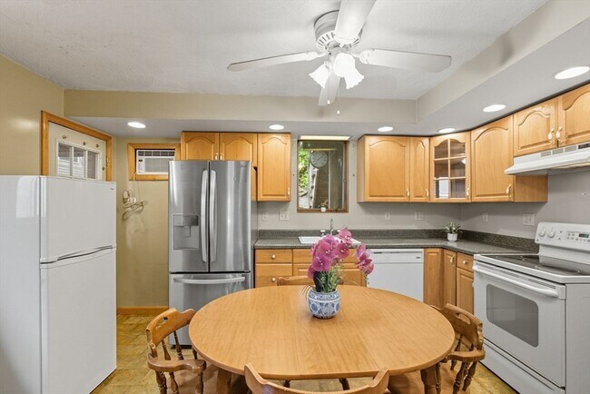 Foto del edificio - 60 Haines St