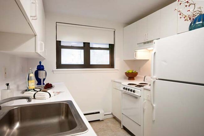 Building Photo - 1 bed/1 bath in Brookline