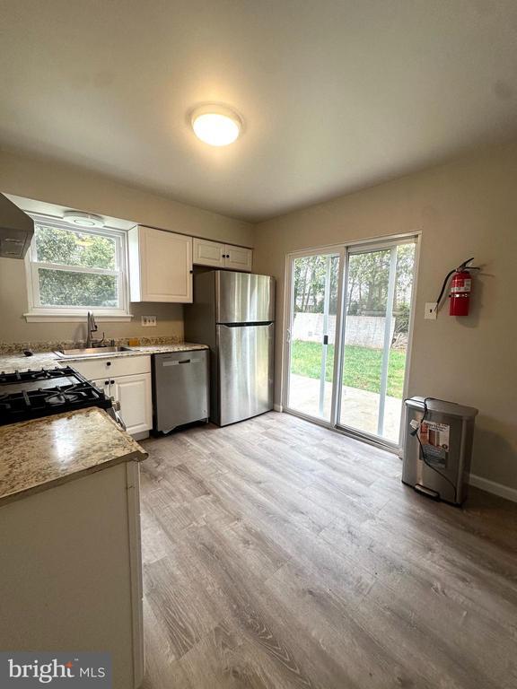 Building Photo - 33 Franklin Dr