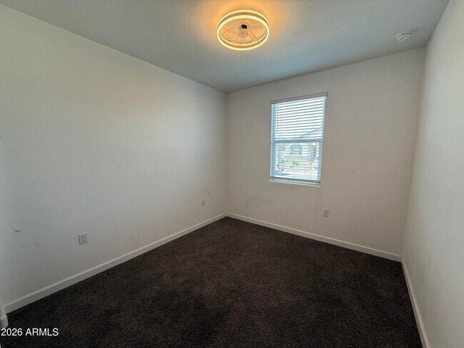 Building Photo - 2425 W Seaver Ave