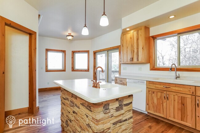 Foto del edificio - 733 Orion Dr, Colorado Springs, CO, 80906