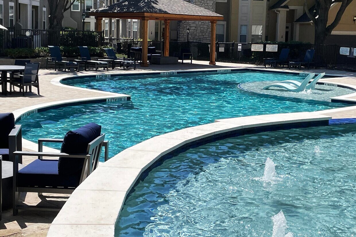 Foto principal - Preston Heights Apartments