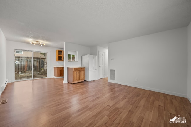Building Photo - 4207 Hayes St