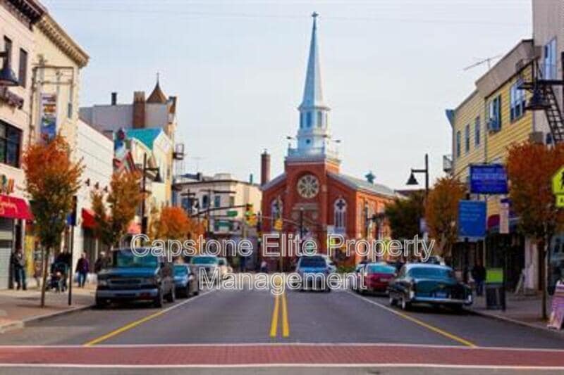 Building Photo - 45-47 Vesey Street