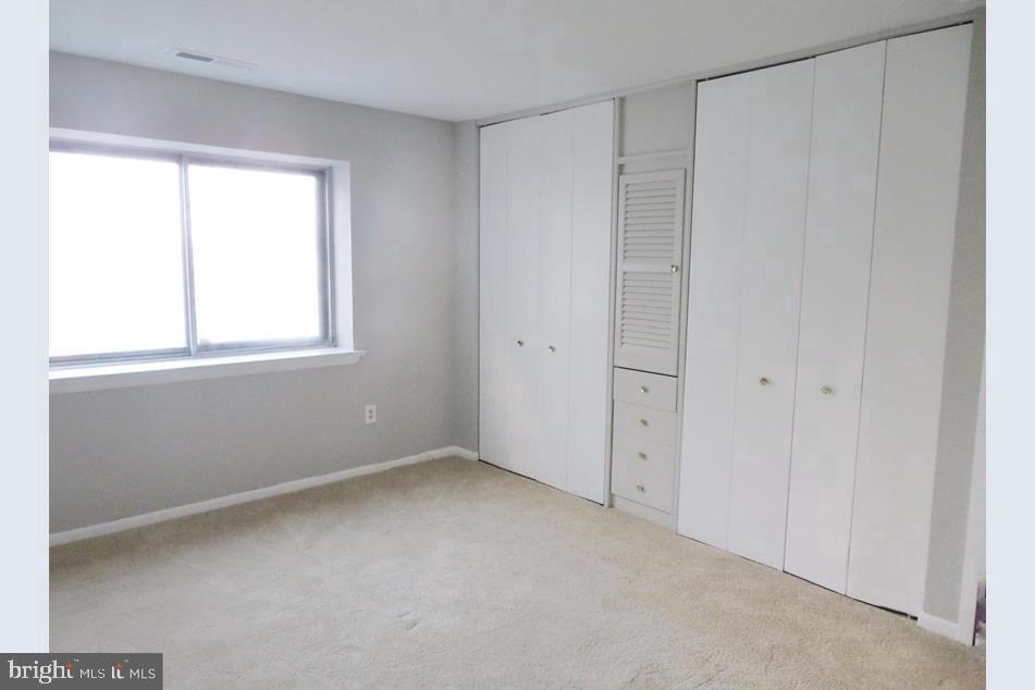 Foto principal - 130 Slade Ave