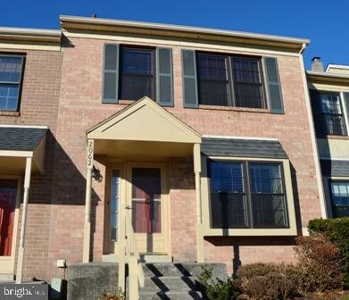 Building Photo - 2062 Yorktown S