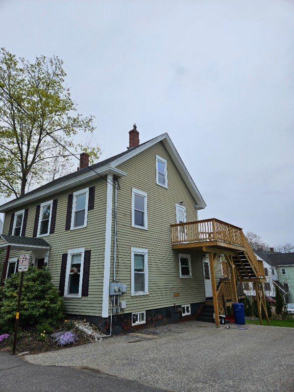 Building Photo - 35 S Spring St