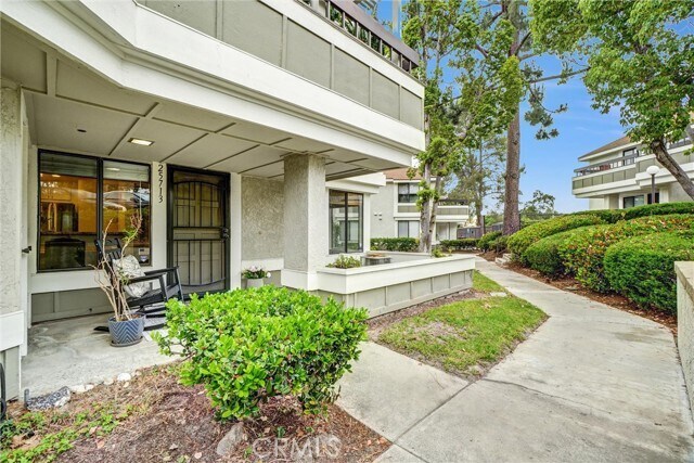 Foto del edificio - 25713 Sycamore Pointe