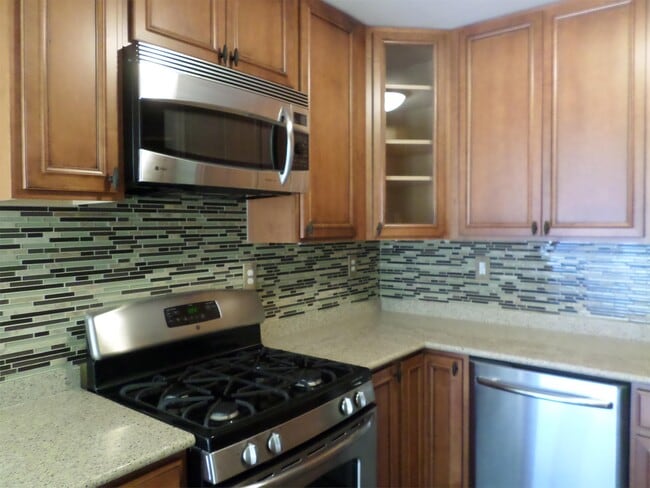 Foto del edificio - 2939 Van Ness St NW