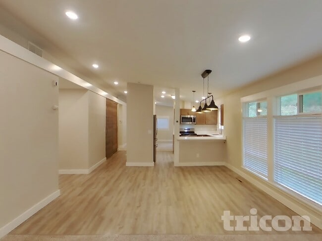 Building Photo - 4911 64th Ave W