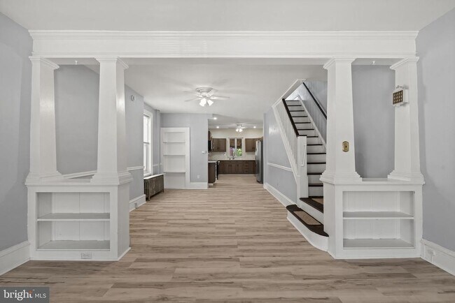 Foto del edificio - 106 W 5th St
