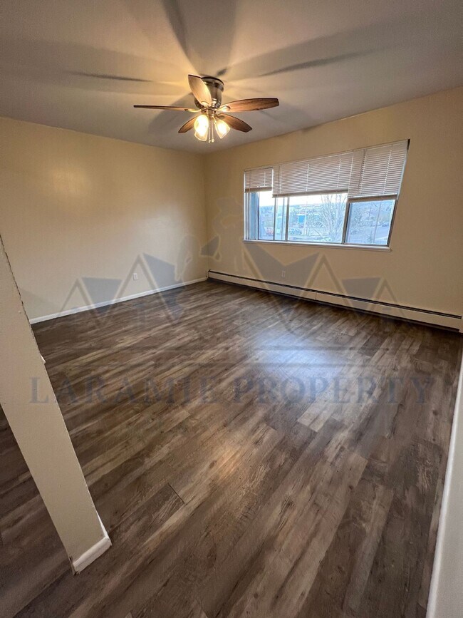 Foto del edificio - 1 Bedroom Apartment