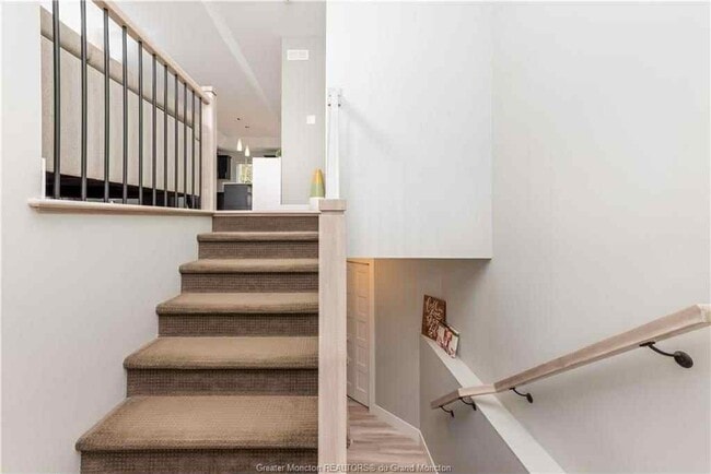 Building Photo - 229 Des Erables Rue