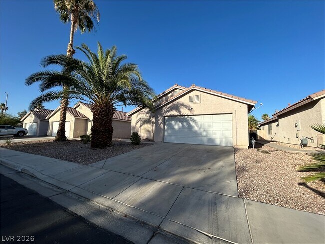 Building Photo - 5532 La Pelusa St