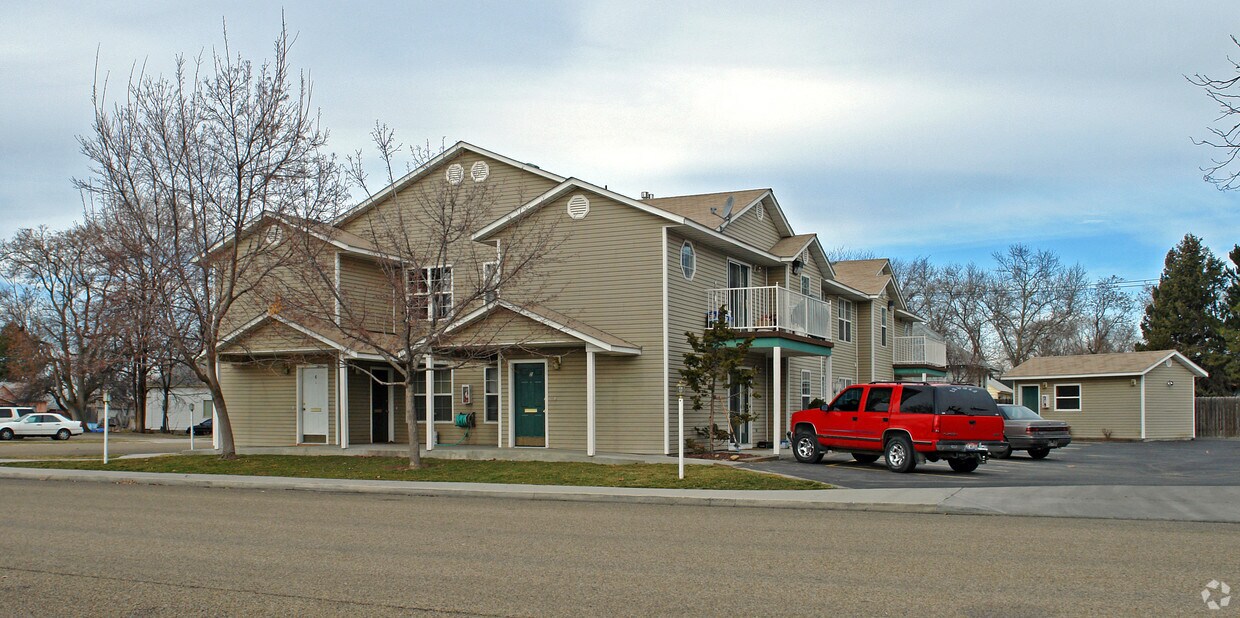 624 S 7th Ave, Caldwell, ID 83605 Apartments in Caldwell, ID
