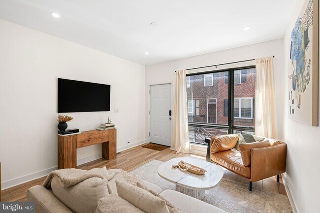 Foto del edificio - 2231 Earp St