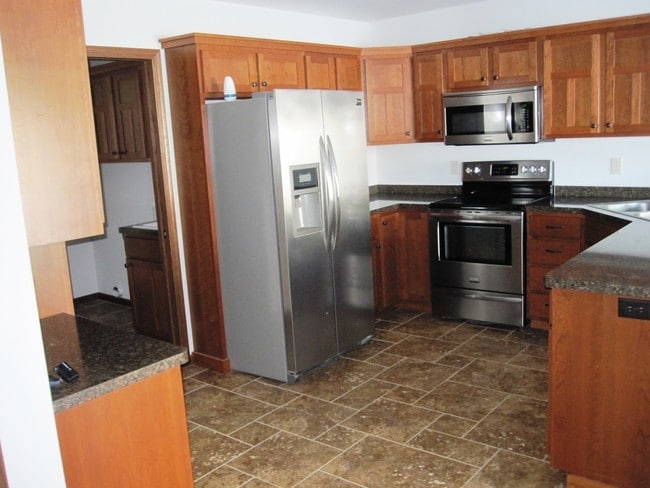 Building Photo - 1304 146th Ave