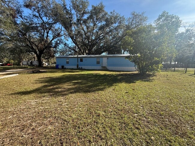 3/2 Mobile Home - 3/2 Mobile Home