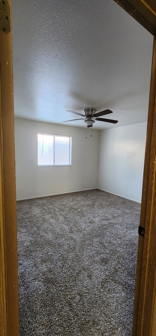 Building Photo - 6673 W Denton Ln
