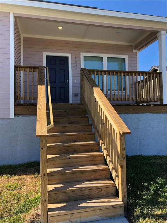 Foto del edificio - 15933 Palmira Ave