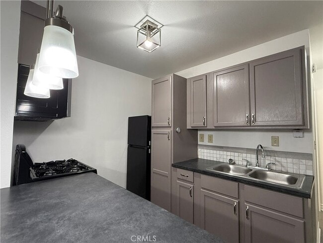 Foto del edificio - 816 Belmont Ave