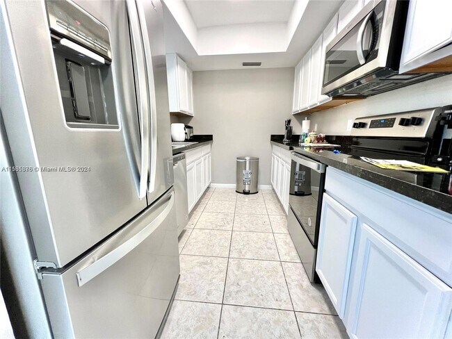 Foto del edificio - 11840 NE 19th Dr