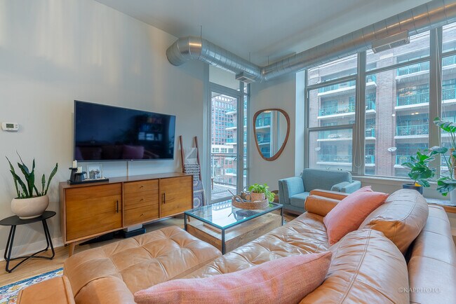 Foto del edificio - 901 W Madison St