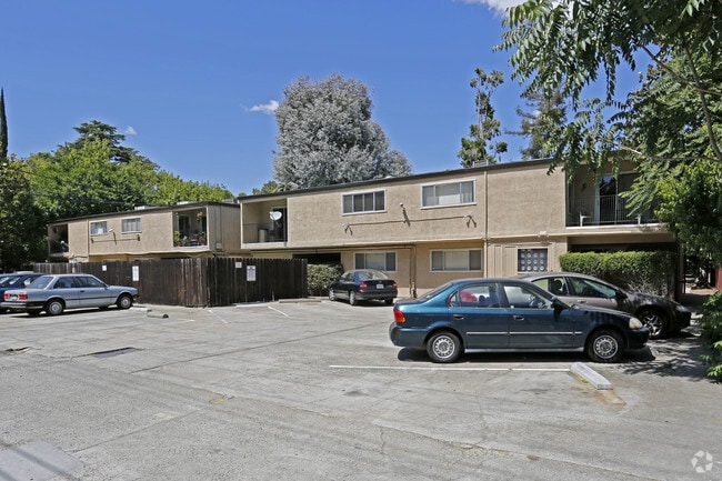 Building Photo - 2300-2306 G St