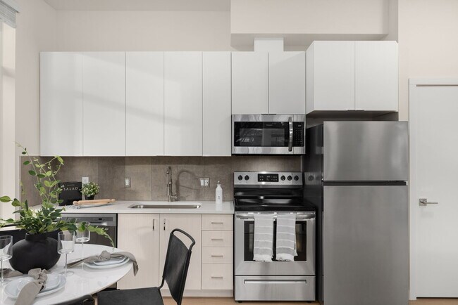 10-web-o-mls-8120-se-11th-ave - tenin01