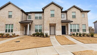 Building Photo - 11906 Amber Oak Wy